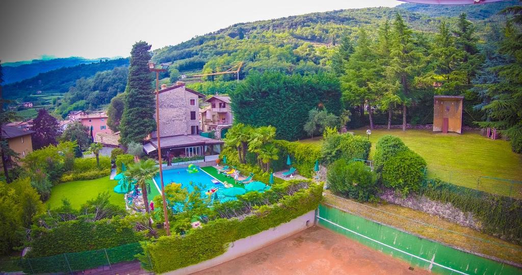 Residence Concaverde Pomarolo Exterior foto